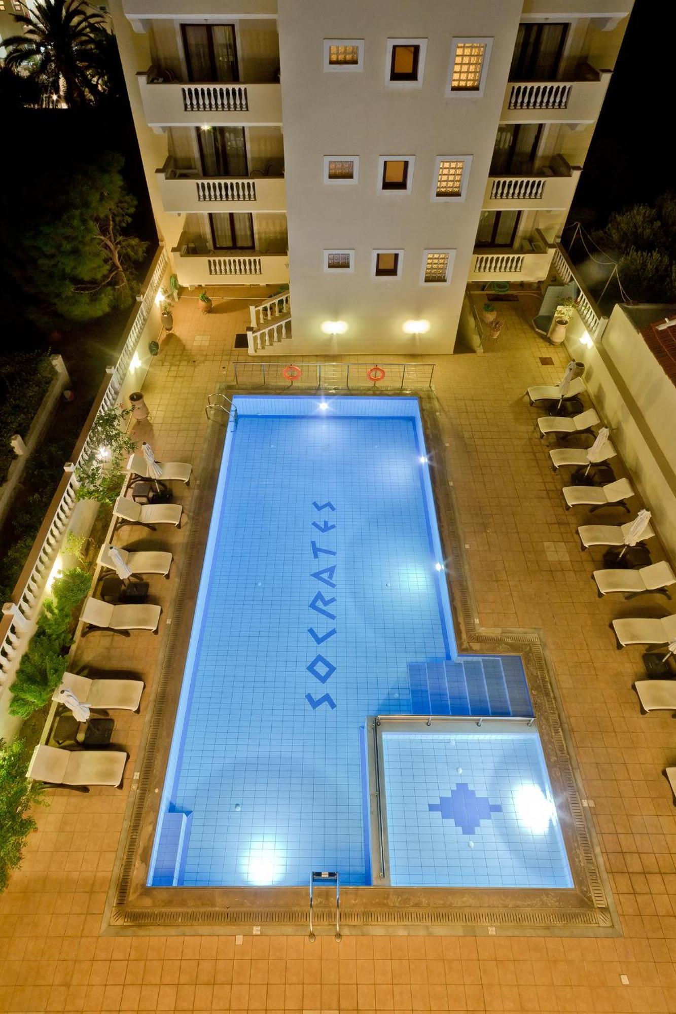Socrates Hotel Apartments Karpathos Town  Exterior photo